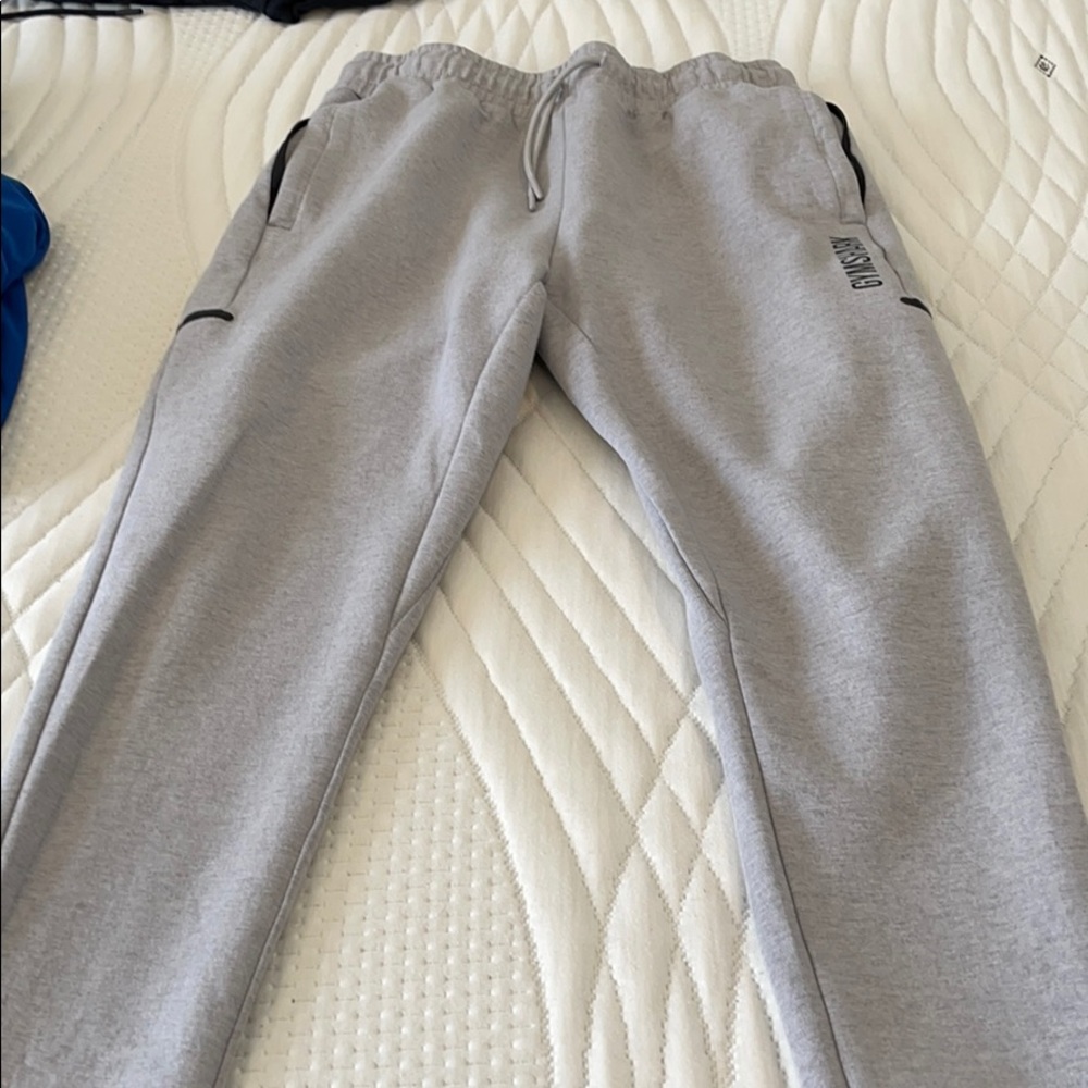 Gray gymshark sweatpants